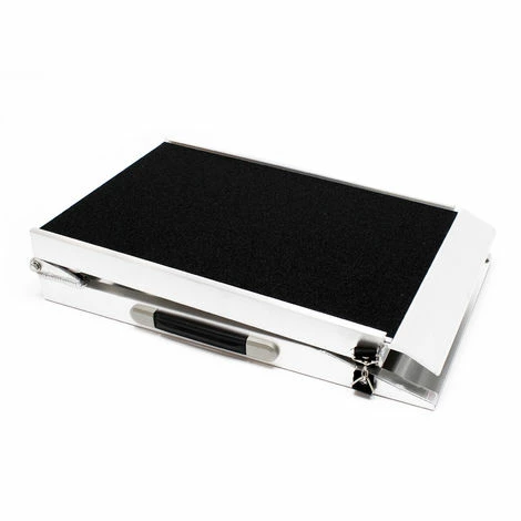 WILTEC Hunderampe Tierrampe 1fach Faltbar Aluminium Rutschfeste Oberfläche 244 X 38cm 115kg 1 WILTEC Hunderampe Tierrampe 1fach Faltbar Aluminium Rutschfeste Oberfläche 244 X 38cm 115kg