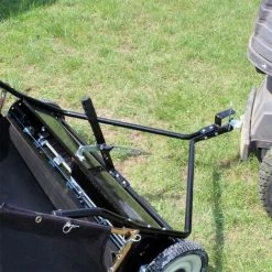 WILTEC Rasenkehrmaschine Für Aufsitzmäher Mit 95cm Arbeitsbreite Und 254x44,5mm Gummireifen -WILTEC SHOP 4255216 4